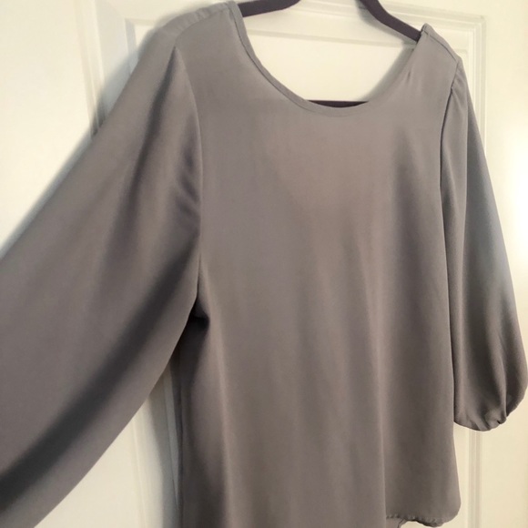 Eyeshadow Bow blouse - Picture 5 of 6